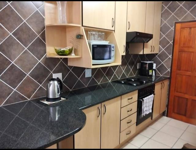 2 BEDROOM TOWNHOUSE FOR SALE IN ALBERTON NORTH